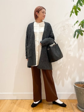 「ニットカーディガン」｜すぎやまめぐみさん（レディース・163cm）の秋コーディネート