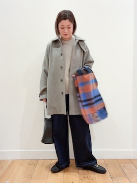 「アイテム（ステンカラーコート）」を使った、すぎやまめぐみさん（レディース・163cm）の秋コーディネート