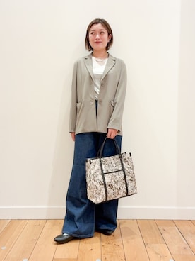 すぎやまめぐみさんのコーディネート