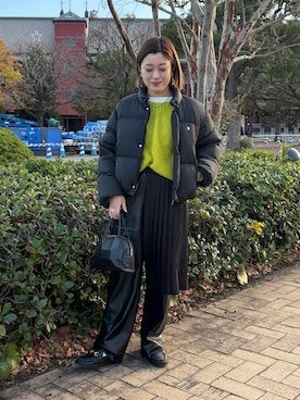 「ニット/セーター」｜「アイテム（アクセサリー）」を使った、すぎやまめぐみさん（レディース・163cm）の冬コーディネート