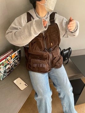 「アイテム（ベスト、ブラウン系）」を使った、豚さん（レディース・155cm）の春コーディネート