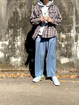 「carhartt」｜「アイテム（スラックス）」を使った、みゃーたさん（メンズ・182cm）の秋コーディネート