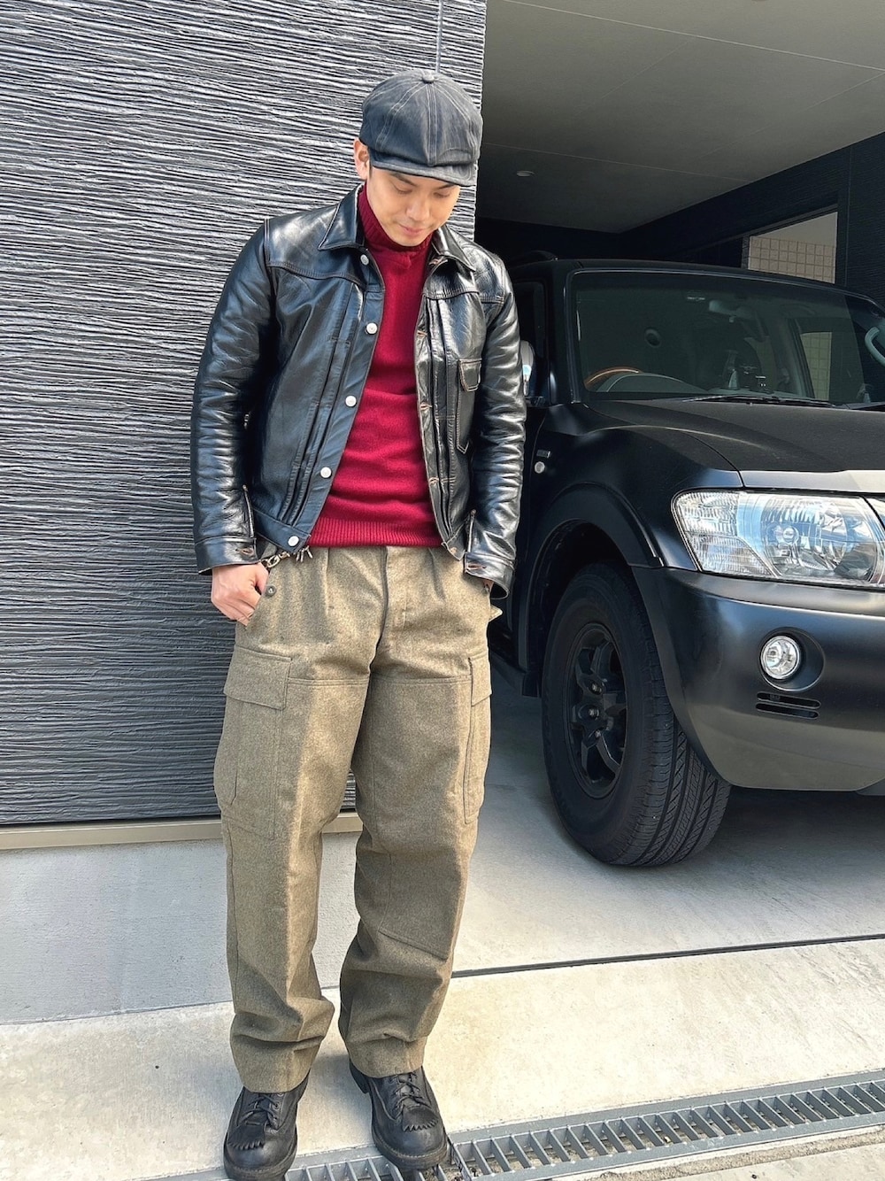 「古着のアイテム（カーゴパンツ、ベージュ系）」を使った、tacutip1さん（メンズ・172cm）の秋コーディネートの1枚目の写真