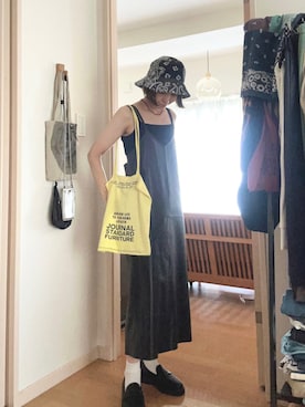 「黒」｜「アイテム（帽子）」を使った、naoさん（レディース・159cm）の夏コーディネート