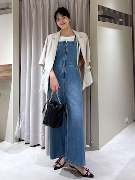 「旅行コーデ」｜「アイテム（ジャケット/アウター）」を使った、saraさん（レディース・165cm）の夏コーディネート