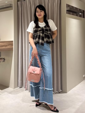 「アイテム（ショルダーバッグ）」を使った、saraさん（レディース・165cm・10代）の夏コーディネート