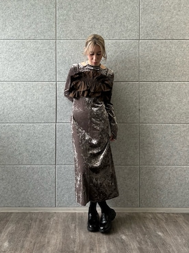 「ベロア」｜「アイテム（ローファー）」を使った、abe （CODE A）さん（レディース・167cm）の秋コーディネート