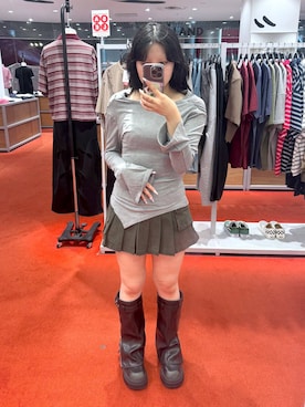 「アイテム（チューブトップ）」を使った、0521minaさん（レディース・157cm）の秋コーディネート