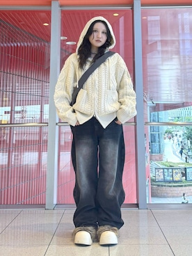 「V2（ブイツー）のアイテム」を使った、0521minaさん（レディース・157cm）の秋コーディネート