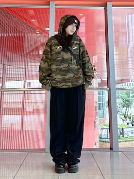 「LMCのアイテム」を使った、0521minaさん（レディース・157cm）の秋コーディネート