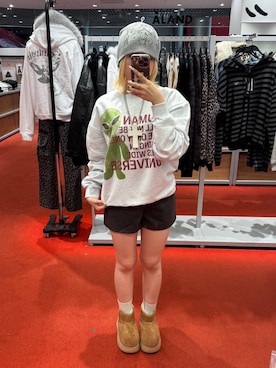 「アイテム（ニットキャップ/ビーニー、グレー系）」を使った、0521minaさん（レディース・157cm）の秋コーディネート