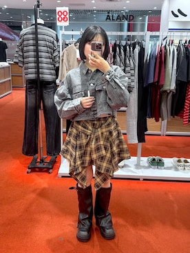 「アイテム（デニムジャケット）」を使った、0521minaさん（レディース・157cm・20代）の夏コーディネート