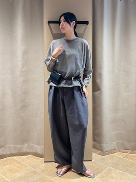 「Curensology（カレンソロジー）のCurensology(カレンソロジー)/プレーンツータックパンツ（その他パンツ、グレー系）」を使った、clkaeo01さん（レディース・172cm）の夏コーディネート