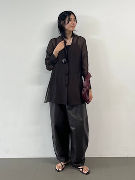 「Curensology（カレンソロジー）の＜6/10(水)スタイリスト室井由美子さんYouTubeご紹介アイテム＞Curensology(カレンソロジー)/＜C.S.G＞シルクミックスオーガンパールシャツ（シャツ/ブラウス、ブラウン系）」を使った、clkaeo01さん（レディース・172cm）の夏コーディネート