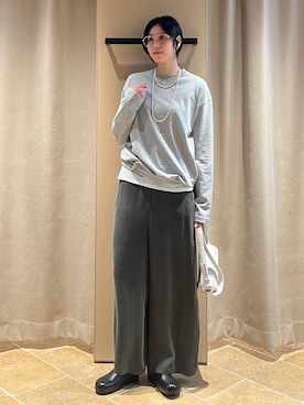 「Curensology（カレンソロジー）のCurensology(カレンソロジー)/キュプラワイドパンツ（その他パンツ、グレー系）」を使った、clkaeo01さん（レディース・172cm）の秋コーディネート