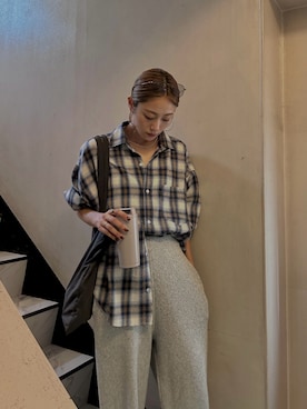 「Ungrid（アングリッド）のチェックルーズシャツ（シャツ/ブラウス）」を使った、吉本杏奈さん（レディース・164cm）の秋コーディネート