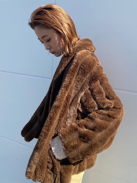 「アイテム（その他アウター、ブラウン系）」を使った、吉本杏奈さん（レディース・164cm）の秋コーディネート