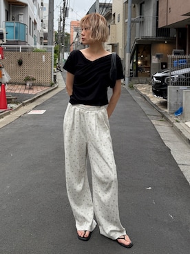 「Ungrid（アングリッド）のアイテム（Tシャツ/カットソー）」を使った、吉本杏奈さん（レディース・164cm）の春コーディネート