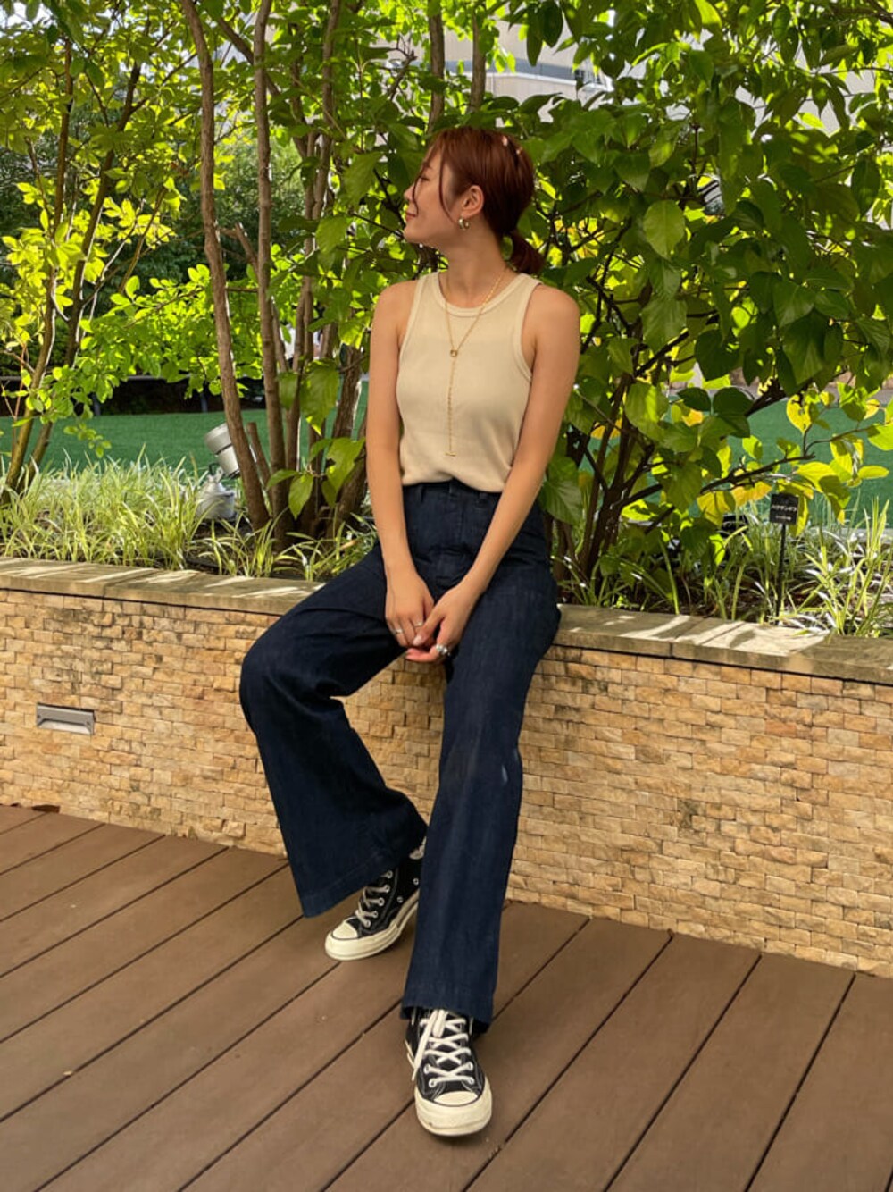 ルーズフレアパンツを使った人気ファッションコーディネート - WEAR