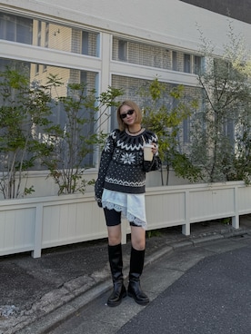 「アイテム（キャミソール）」を使った、吉本杏奈さん（レディース・164cm）の秋コーディネート