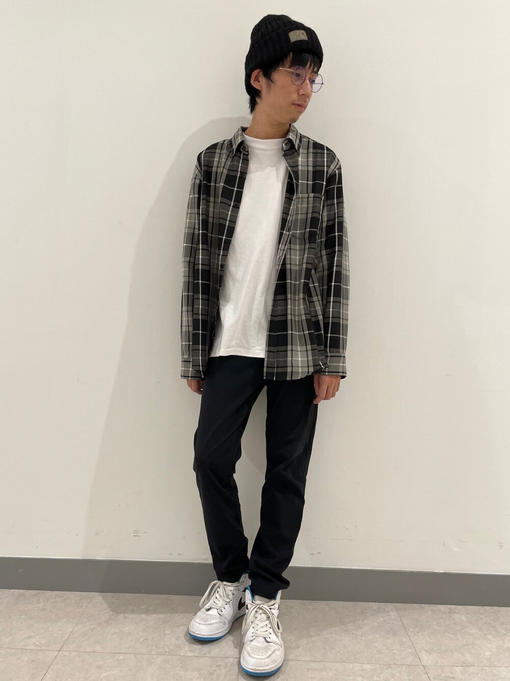 「THE SHOP TK のマウントネルチェックシャツ（シャツ/ブラウス、ブラック系）」を使った、hu_tosiさん（メンズ・168cm）の秋コーディネートの1枚目の写真