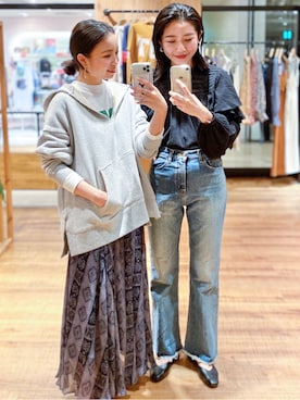 「Ungrid（アングリッド）のアイテム（パーカー）」を使った、MOMOKAさん（レディース・160cm）の秋コーディネート