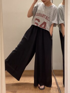 「ごきげんウィーク」｜「アイテム（Tシャツ/カットソー）」を使った、MOMOKAさん（レディース・160cm）の春コーディネート