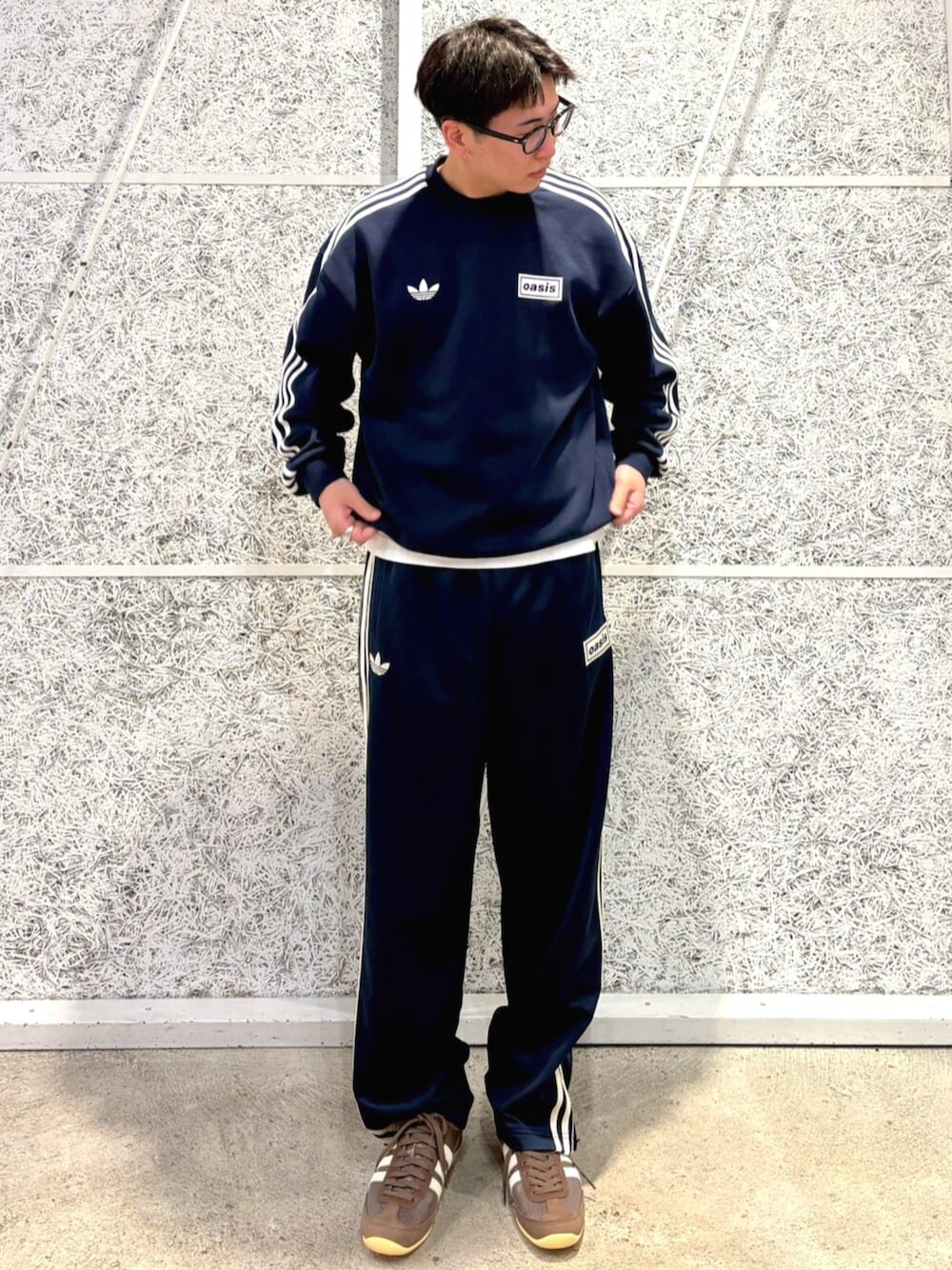 adidas（アディダス）の「adidas Originals × Oasis ツアー オーバー