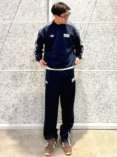 adidas Originals × Oasis ツアー オーバーサイズ クルーネック