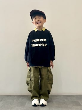 「p.premier（ピードットプルミエ）の親子お揃いでイロチ買いしたいロゴトレーナー（スウェット、ブラック系）」を使った、YU⭐︎さん（キッズ・110cm）の秋コーディネート