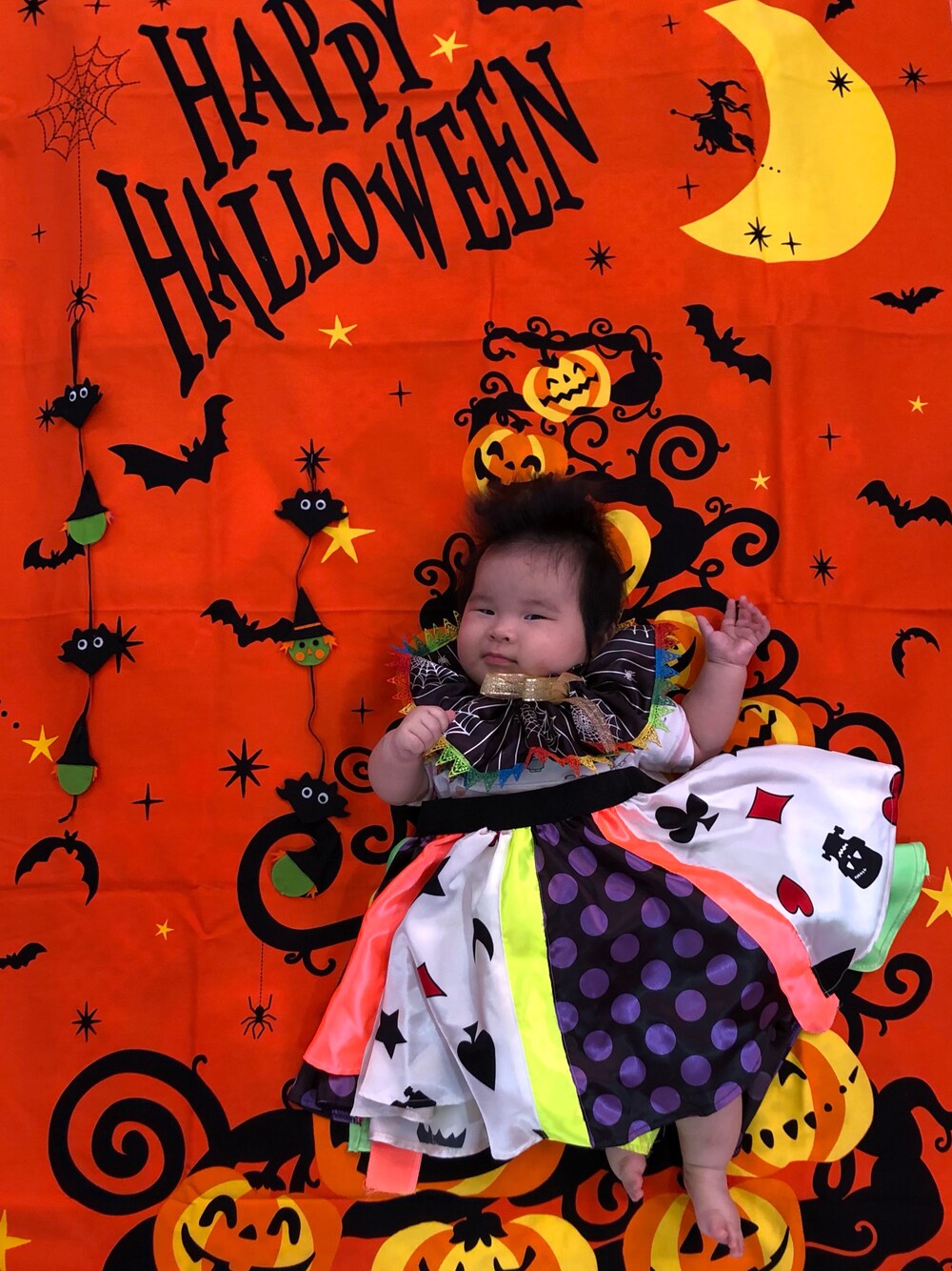 「ハロウィン、キッズコーデ、ハロウィンコーデ、女の子ベビー、wearhalloween2021」｜「Miffyのmiffyスタイ（スタイ/よだれかけ、ホワイト系）」を使った、hrmi18さん（キッズ・70cm）の秋コーディネートの1枚目の写真