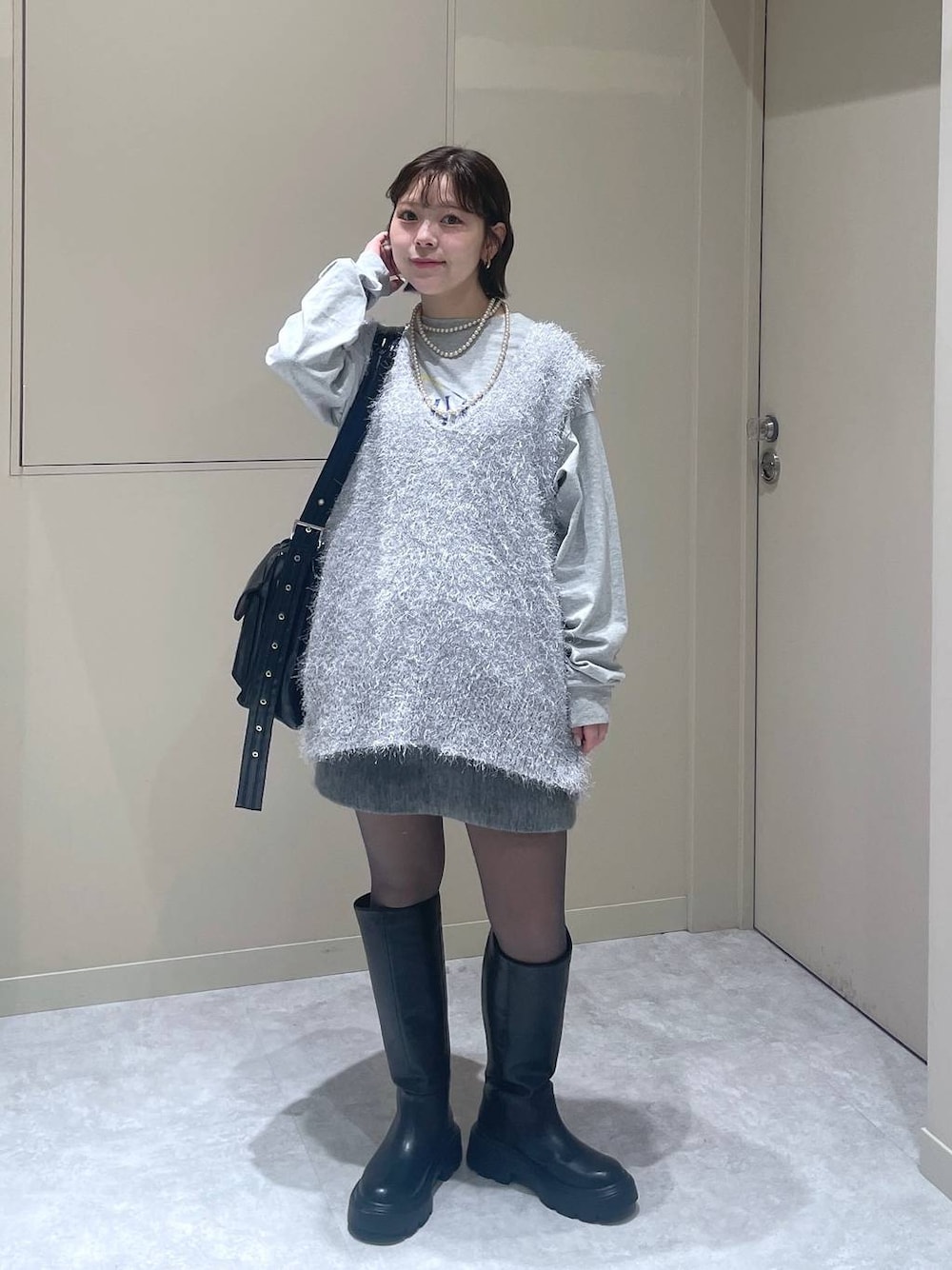 「LOWRYS FARM」｜「LOWRYS FARMのリッタイポケツキショルダー　138000（ショルダーバッグ、その他）」を使った、Minaさん（レディース・153cm）の冬コーディネートの1枚目の写真