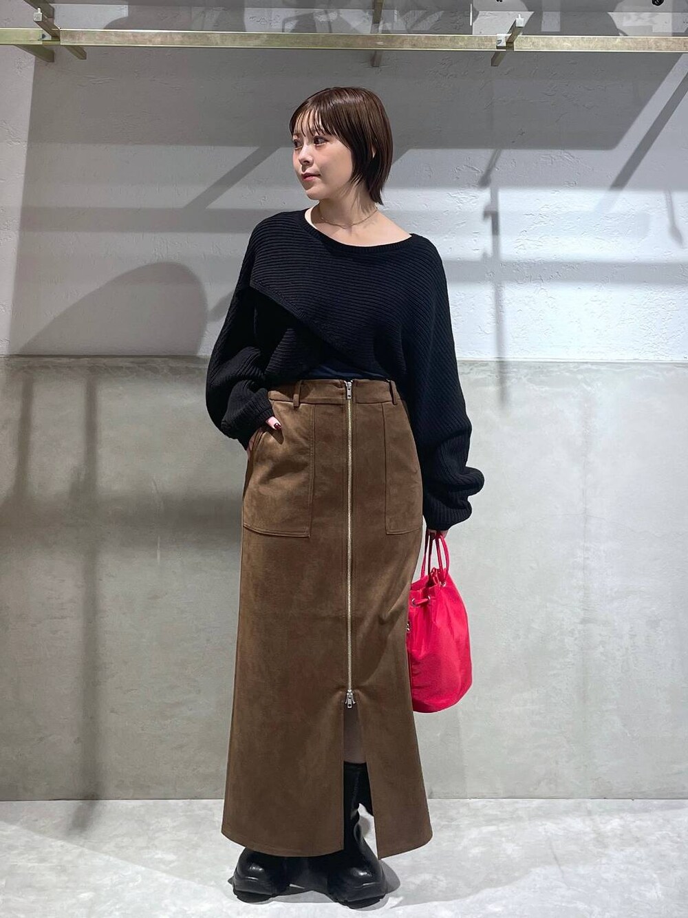 「LOWRYS FARM」｜「LOWRYS FARMのストレッチスニーカーブーツ　133385（ブーツ、ブラック系）」を使った、Minaさん（レディース・153cm）の秋コーディネートの1枚目の写真