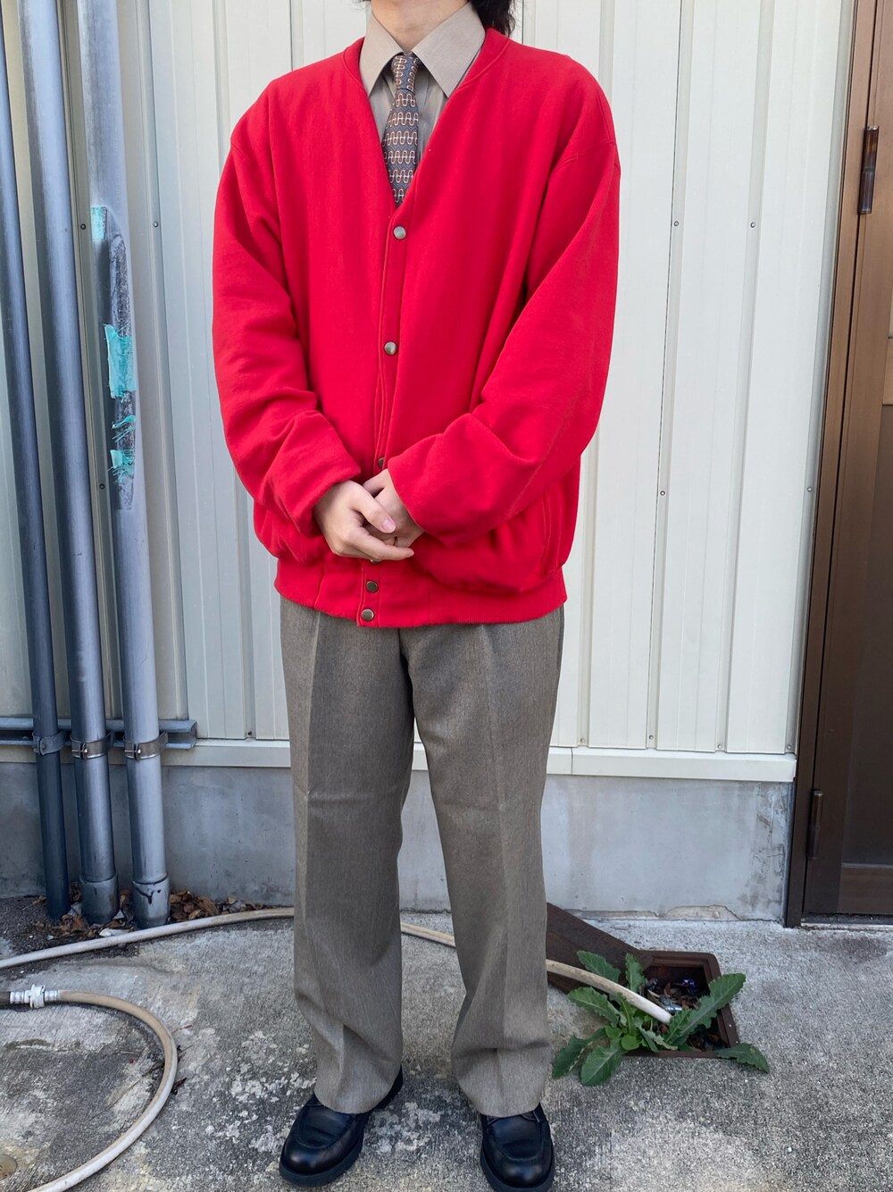 「HERMESのアイテム（ネクタイ、その他）」を使った、そうさん（メンズ・176cm）の秋コーディネートの1枚目の写真
