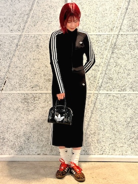 「アイテム（ソックス/靴下）」を使った、YFさん（レディース・170cm）の秋コーディネート