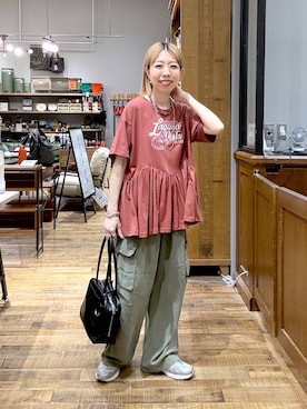 「アイテム（カーゴパンツ）」を使った、aimiさん（レディース・156cm・30代）の夏コーディネート