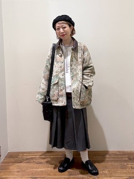 「niko and...（ニコアンド）のカラー ベレー帽 / 抗菌防臭（ハンチング/ベレー帽、ブラック系）」を使った、aimiさん（レディース・156cm）の秋コーディネート