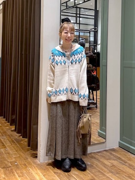 「アイテム（シュシュ）」を使った、aimiさん（レディース・156cm）の冬コーディネート