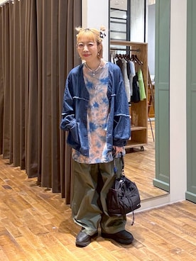 「niko and...（ニコアンド）のトロットワイドイージーパンツ（その他パンツ、グリーン系）」を使った、aimiさん（レディース・156cm）の夏コーディネート