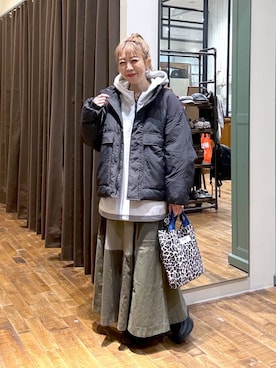 「アイテム（ジャケット/アウター、グレー系）」を使った、aimiさん（レディース・156cm）の秋コーディネート