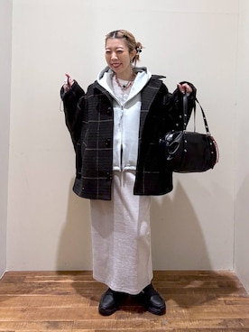 「アイテム（パーカー）」を使った、aimiさん（レディース・156cm・30代）の冬コーディネート