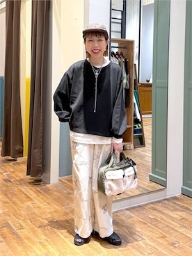 「niko and...（ニコアンド）のギャザーローファー（ローファー、ブラック系）」を使った、aimiさん（レディース・156cm）の秋コーディネート