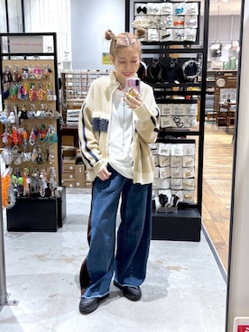 「アイテム（カーディガン/ボレロ）」を使った、aimiさん（レディース・156cm・40代）の冬コーディネート