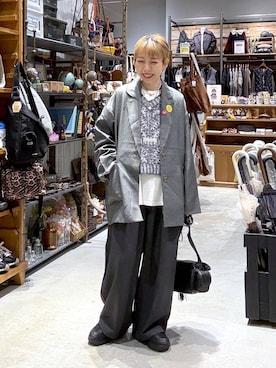 「アイテム（テーラードジャケット）」を使った、aimiさん（レディース・156cm・30代）の秋コーディネート