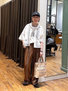 「UNIVERSAL OVERALL（ユニバーサルオーバーオール）のアイテム」を使った、aimiさん（レディース・156cm）の春コーディネート