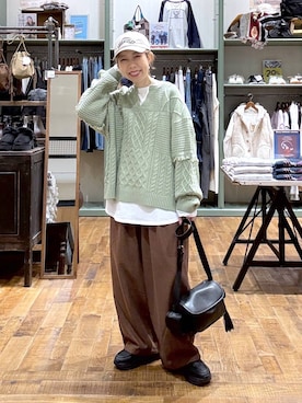 「niko and ...」｜「アイテム（キャップ）」を使った、aimiさん（レディース・156cm）の秋コーディネート