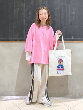 「niko and...（ニコアンド）のアイテム（トートバッグ）」を使った、aimiさん（レディース・156cm）の春コーディネート