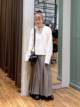 「アイテム（ヘアアクセサリー）」を使った、aimiさん（レディース・156cm・30代）の秋コーディネート