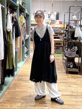 「niko and...（ニコアンド）のシティーパイルイージーパンツ（その他パンツ、グレー系）」を使った、aimiさん（レディース・156cm）の夏コーディネート