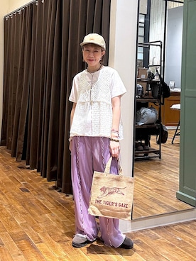 「UNIVERSAL OVERALL（ユニバーサルオーバーオール）のアイテム」を使った、aimiさん（レディース・156cm）の夏コーディネート